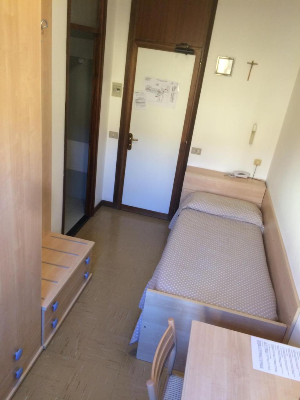 Casa Per Ferie Al Centro Hotel Belluno Luaran gambar