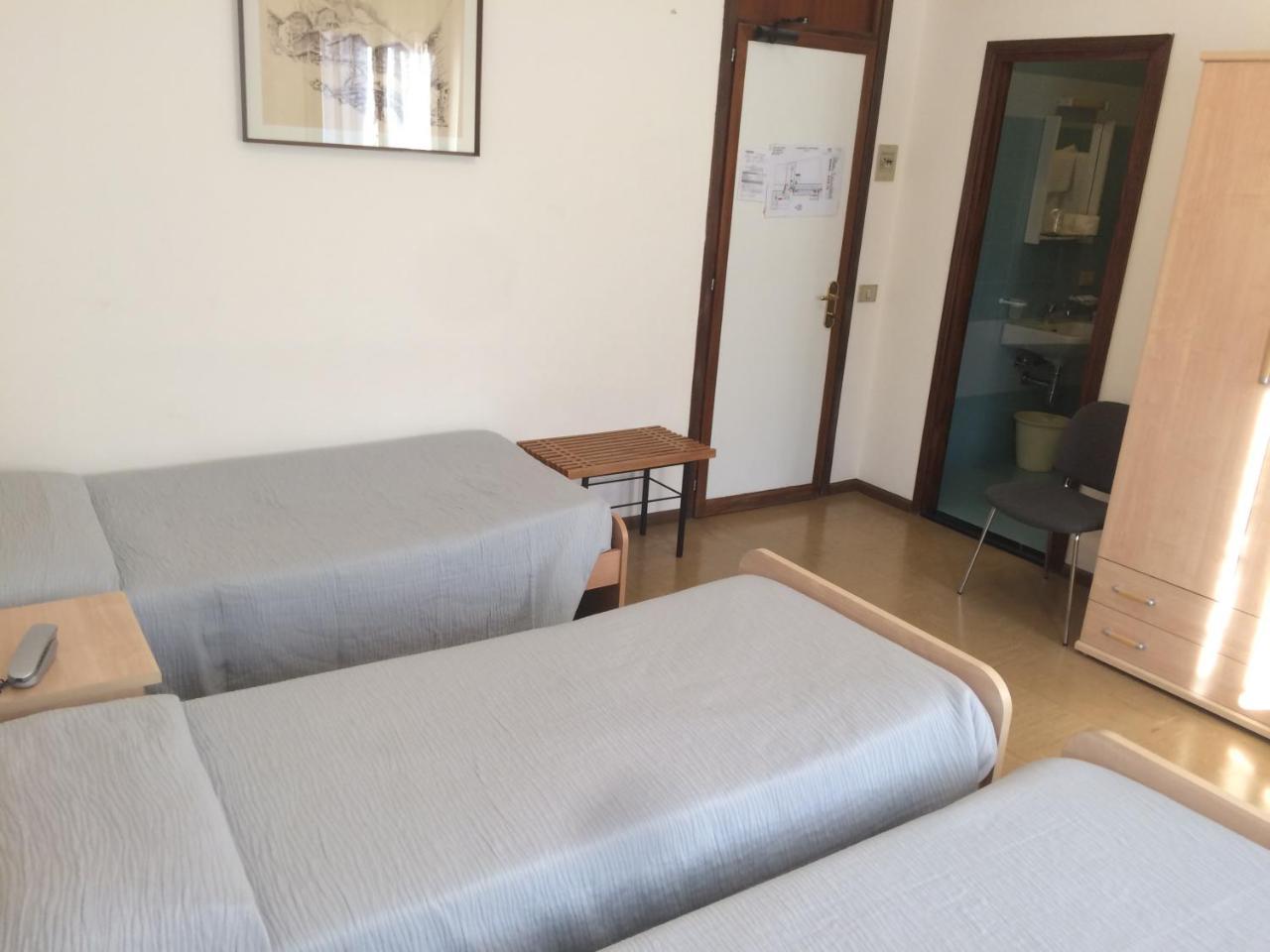 Casa Per Ferie Al Centro Hotel Belluno Luaran gambar